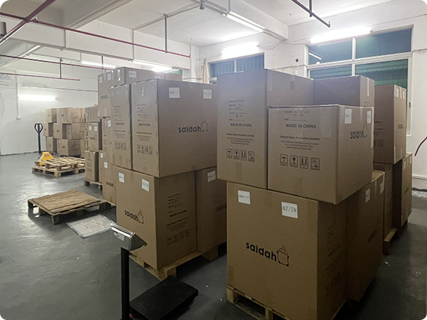 Processus de fabrication de montées de coupe des ongles pour nourrissons