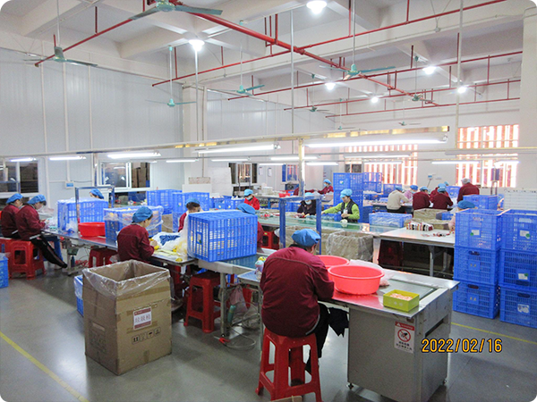 Processus de fabrication de montées de coupe des ongles pour nourrissons