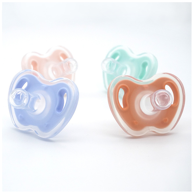 Patification de bébé en silicone naturel doux - confort apaisant jour et nuit